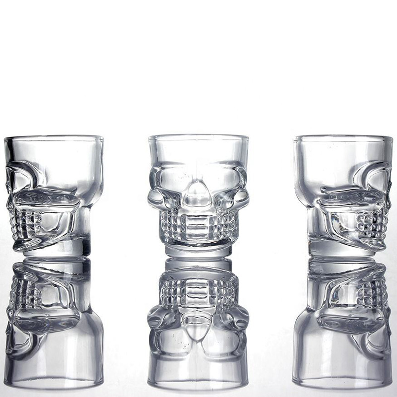 1,5 oz döskalle design sprit vodka alkohol snapsglas