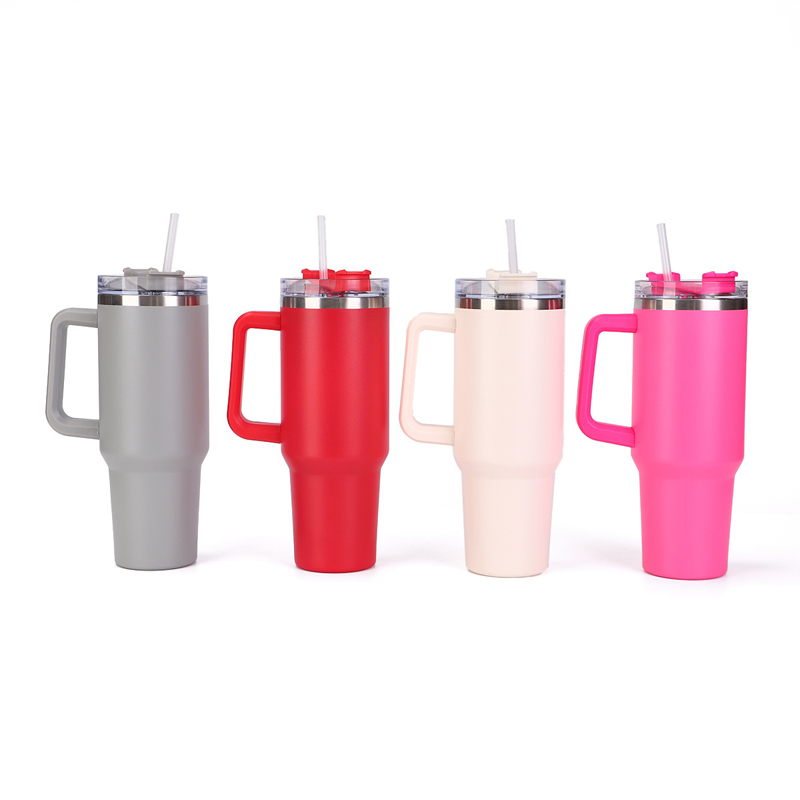 40OZ tumlare med handtag och lock