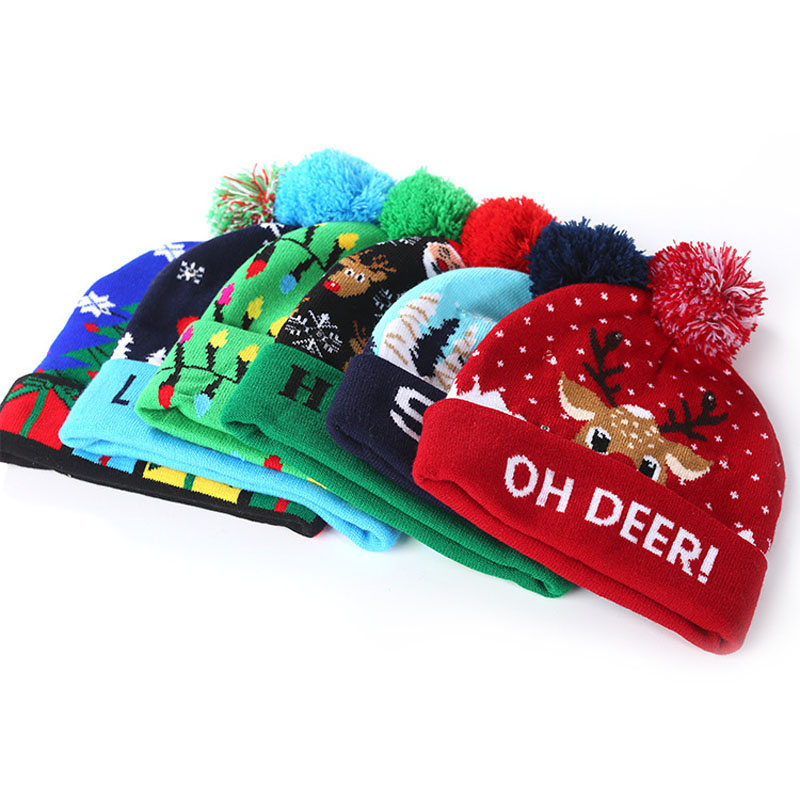 Julflänsande stickad hatt