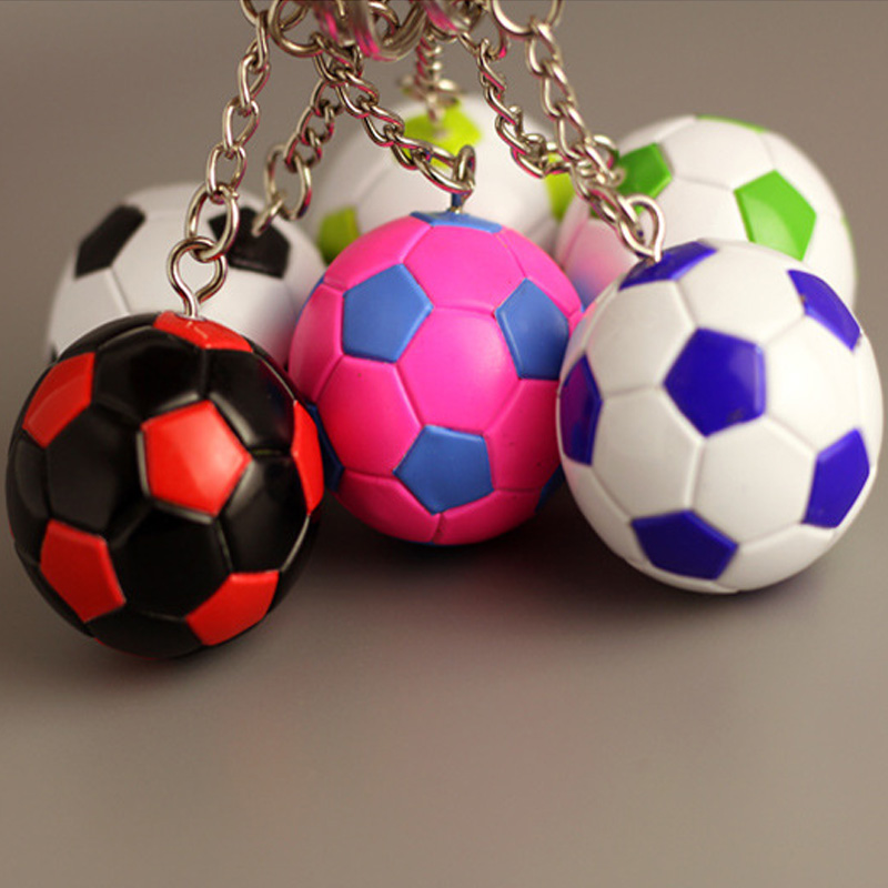 Plastfotbollsnyckelring